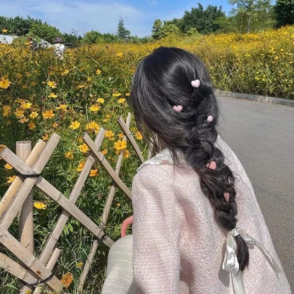 在病娇大佬怀里撒野$爱意落于星海